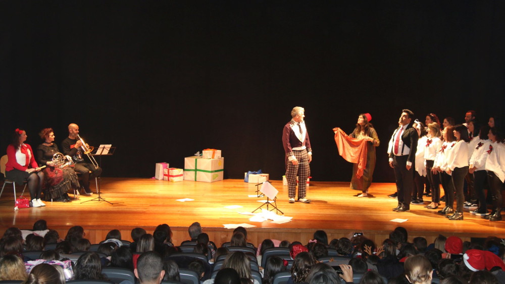 Auditório Municipal acolheu "Desconcerto" do Centro de Educação Pré-Escolar