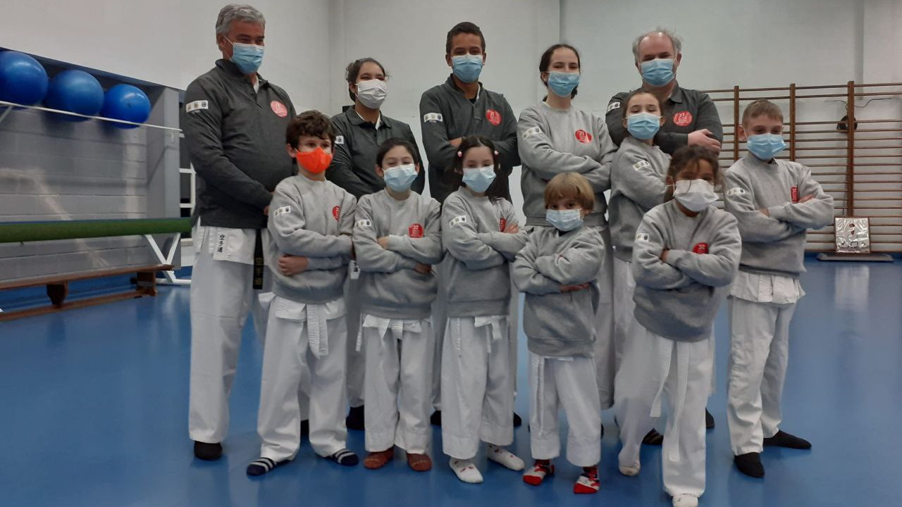 Entrega de equipamentos à Escola de Karaté Shotokai Murakami-Kai