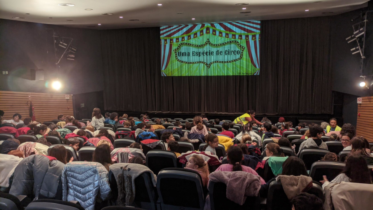 UFASSS organizou teatro de Natal para mais de 400 crianças