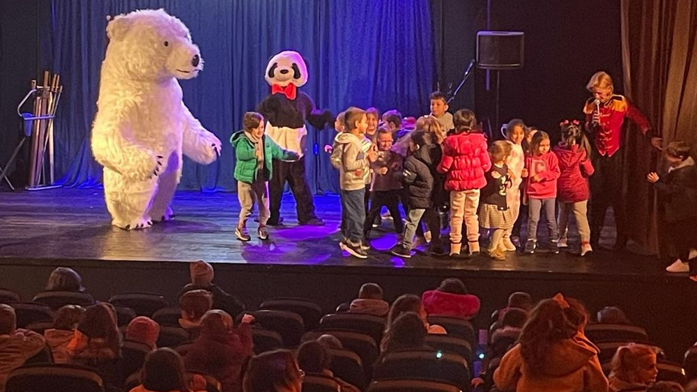 UFASSS promoveu Festa de Natal no Auditório Municipal