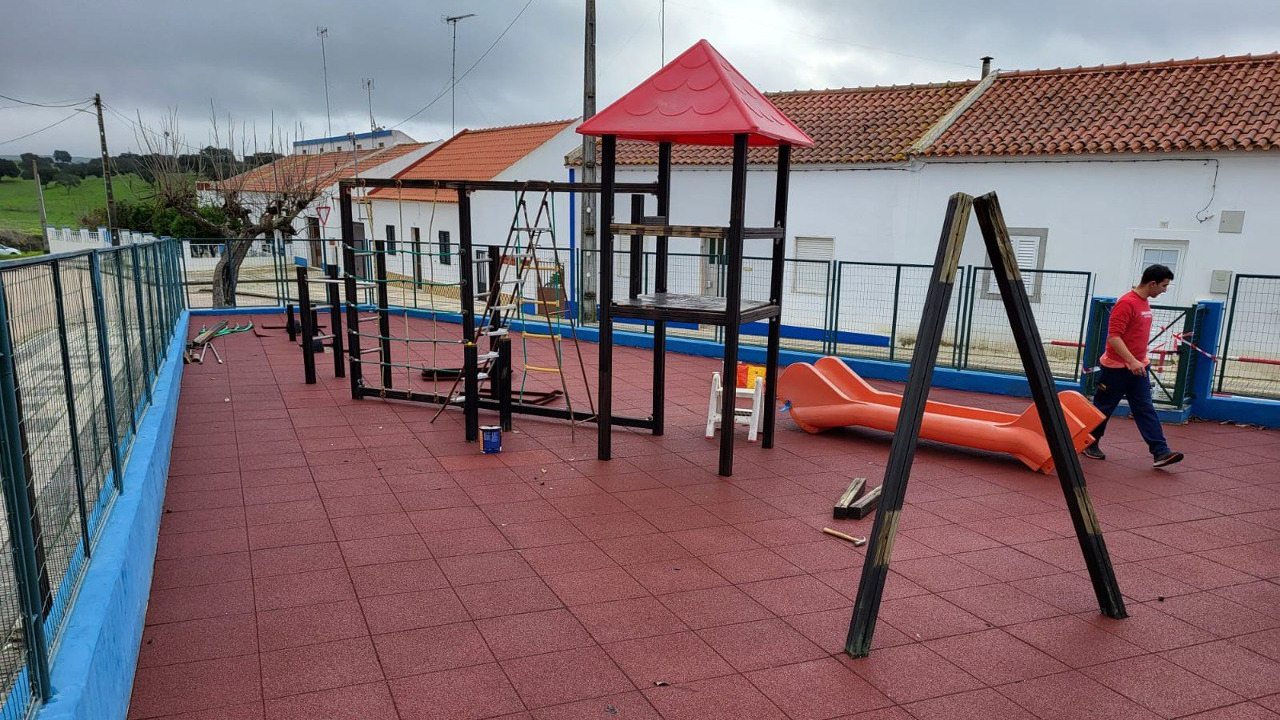 Renovação do Parque Infantil de Santa Susana